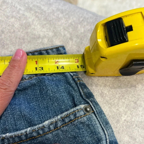 Carmar Jean Shorts from LF - Picture 5 of 6